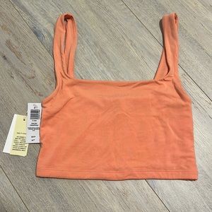 Wilfred crop tank